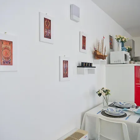 Fg - Bilocale Con Terrazzo E Posto Auto Coperto Grado