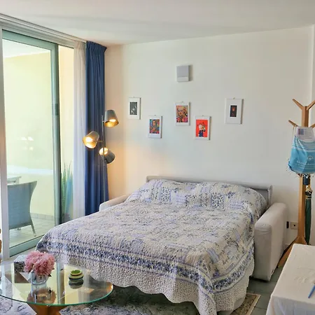 Fg - Bilocale Con Terrazzo E Posto Auto Coperto * Grado