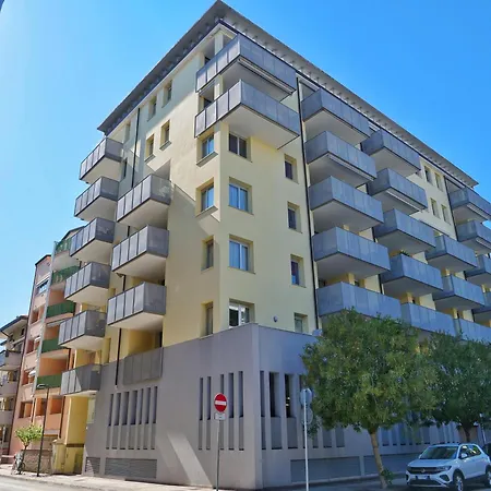 Fg - Bilocale Con Terrazzo E Posto Auto Coperto Apartment
