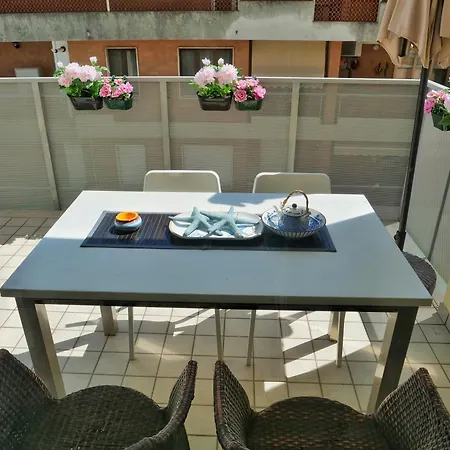 Daire Fg - Bilocale Con Terrazzo E Posto Auto Coperto *