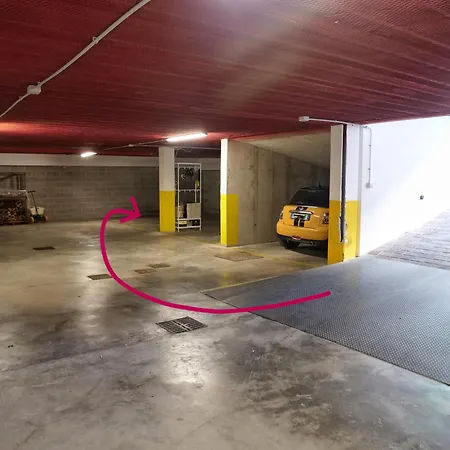 Fg - Bilocale Con Terrazzo E Posto Auto Coperto * Grado