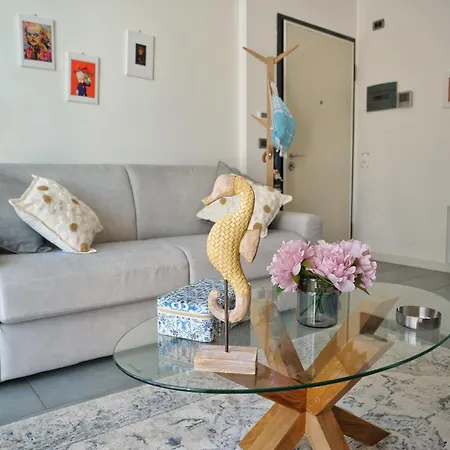 Fg - Bilocale Con Terrazzo E Posto Auto Coperto Daire *